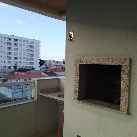 Apto Jairo E Eliane Com 03 Quartos E Garagem Interna Lägenhet Sao Jose  Rum bild