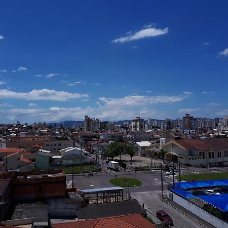 Apto Jairo E Eliane Com 03 Quartos E Garagem Interna Lägenhet Sao Jose  Exteriör bild